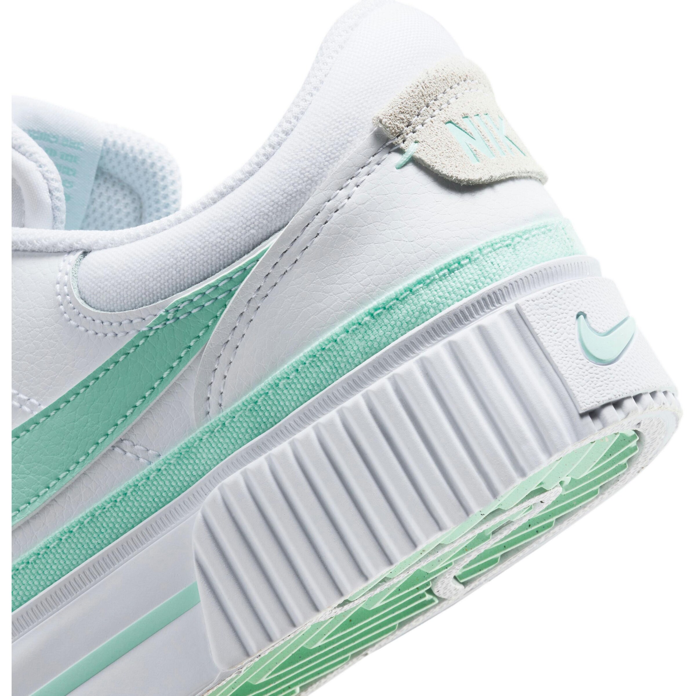 Nike Sportswear Sneaker 'Court Legacy Lift' in Weiß