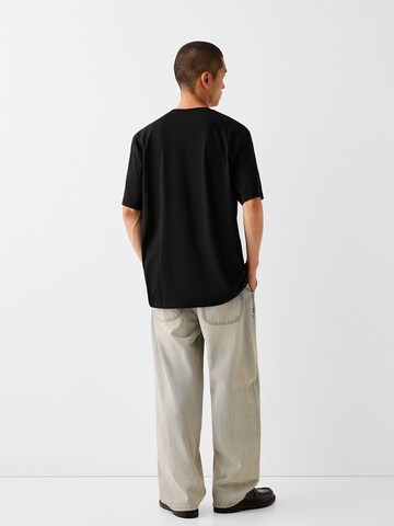 Bershka T-Shirt in Schwarz