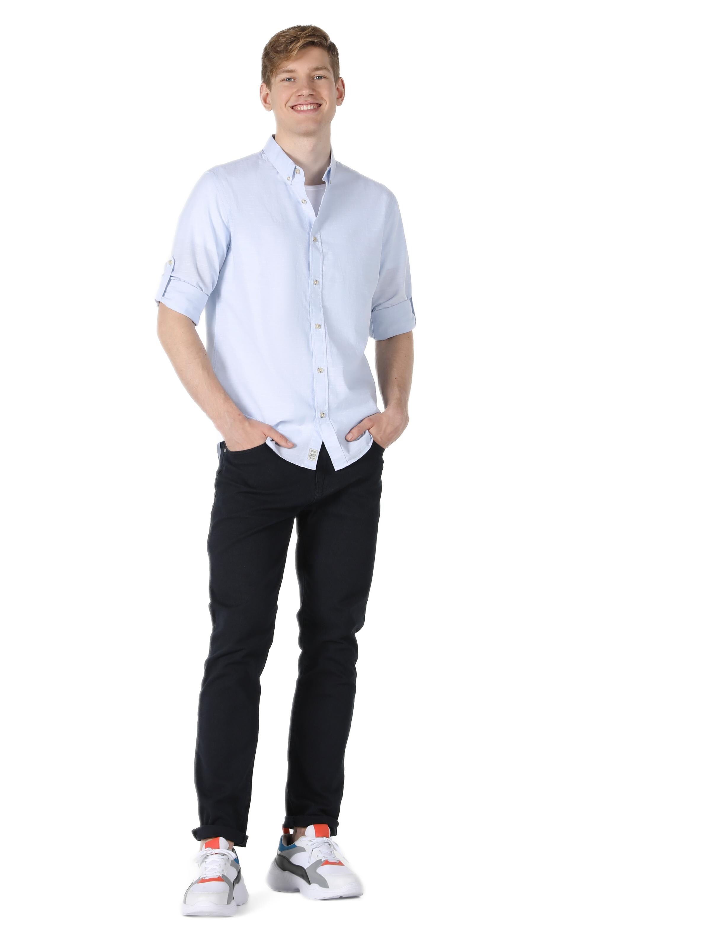 Colin's Button Up Shirt in Blue: front