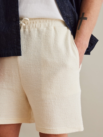 DAN FOX APPAREL - regular Pantalón 'Jim' en beige