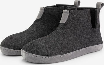 Travelin Slippers 'Stay-Home' in Grey