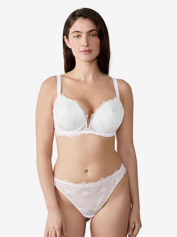 T-shirt Reggiseno 'Gamme' di ETAM in bianco