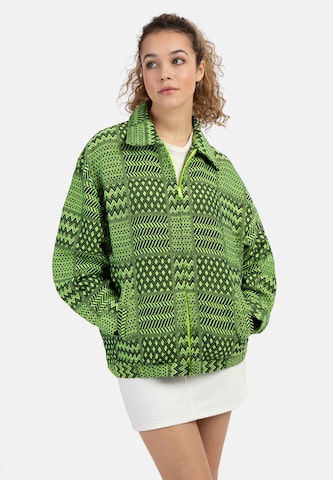 MYMOPrijelazna jakna - zelena boja: prednji dio
