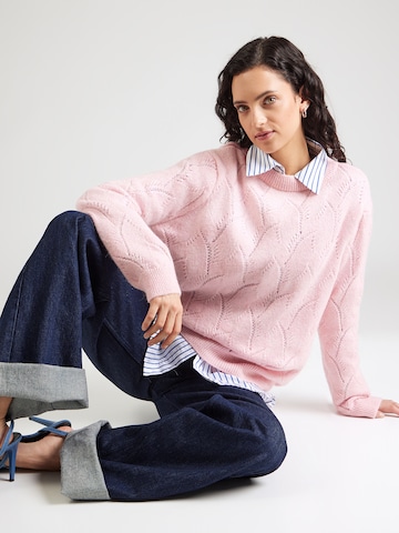 Mavi Πουλόβερ σε ροζ: μπροστά