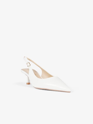 Sandalo di CHICONIC in beige: frontale