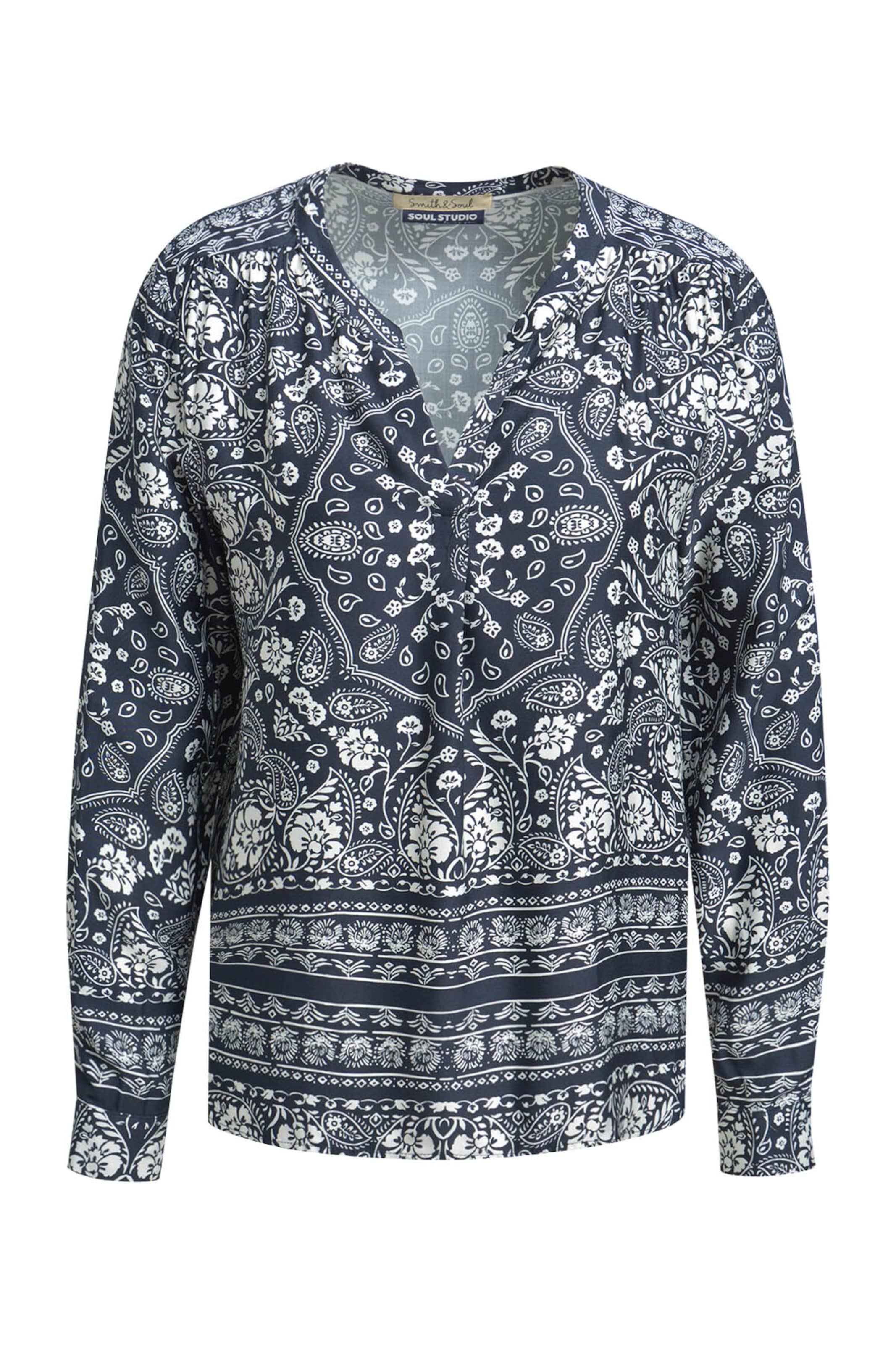 Smith&Soul Blouse in Blue: front