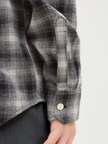 Coupe regular Chemise Jack & Jones Junior en gris