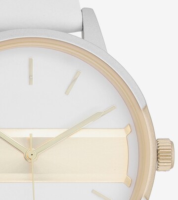 OOZOO Analog Watch in White