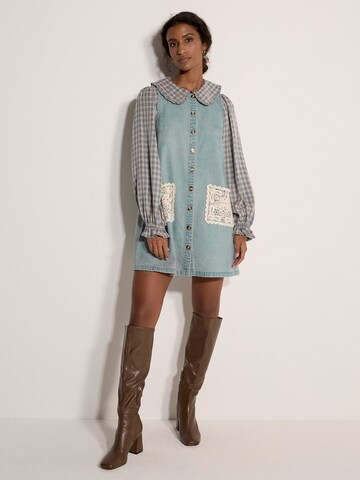 Apricot Dress in Blue