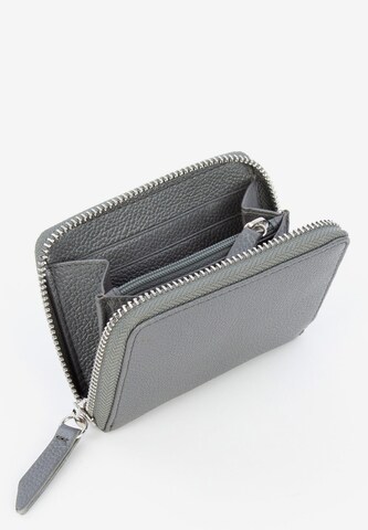 TAMARIS Wallet 'Amanda' in Grey