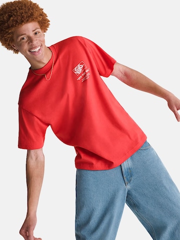 VANS Shirt 'VANS STACKED HI SS TEE T-SHIRT' in Rood