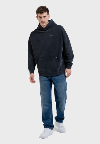 Oldskull Hoodie 'Peach Dyed Basic' in Schwarz