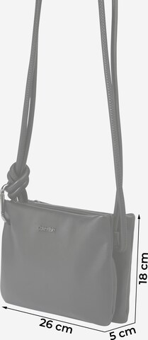 Calvin Klein - Bolso de hombro en negro