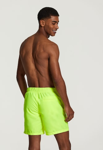 Shorts de bain 'Mike' Shiwi en jaune