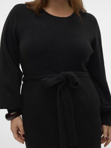 Vero Moda Curve Gebreide jurk 'VMCPippa' in Zwart