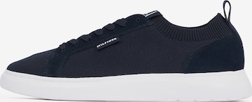 Baskets basses TOMMY HILFIGER en bleu : devant