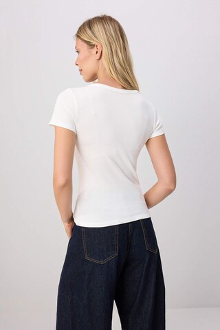 T-shirt Trendyol en beige