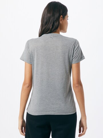 T-shirt fonctionnel PUMA en gris