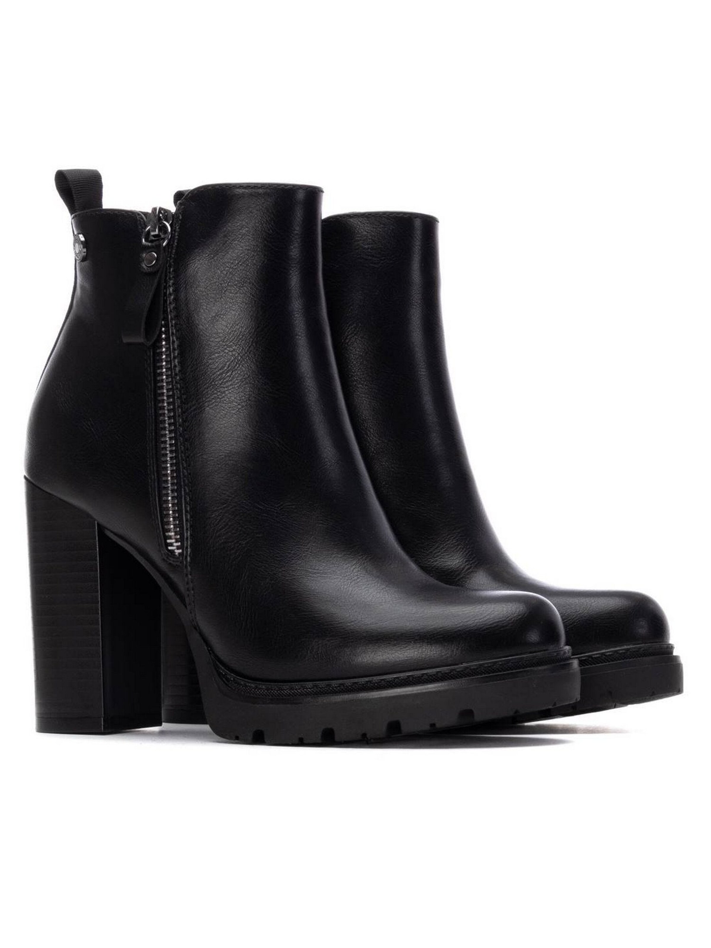 Boots 'Tronchetto Tacco Alto Donna - 172923' di Refresh in nero
