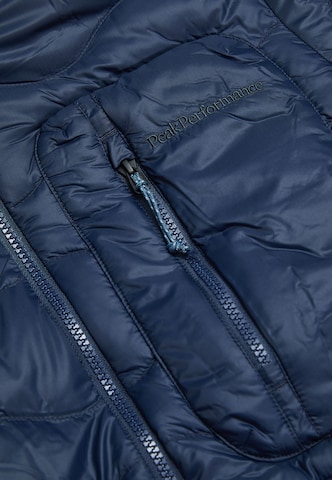 PEAK PERFORMANCE Winter Jacket in Blue