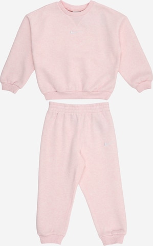 Nike Sportswear Φόρμα τρεξίματος 'ESSENTIAL' σε ροζ: μπροστά