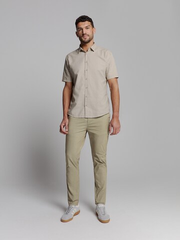 No Excess Regular Pants in Green