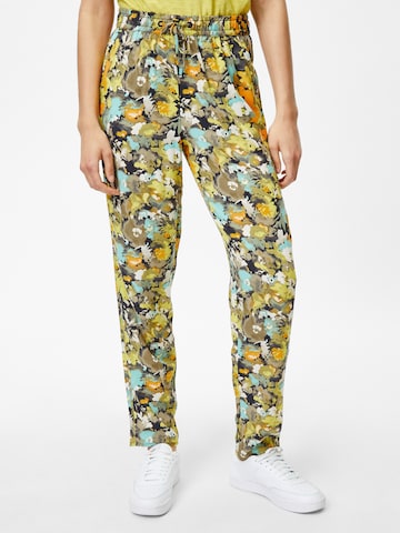 s.Oliver Pants in Mixed colors: front