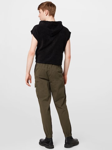 Effilé Pantalon cargo BURTON MENSWEAR LONDON en vert