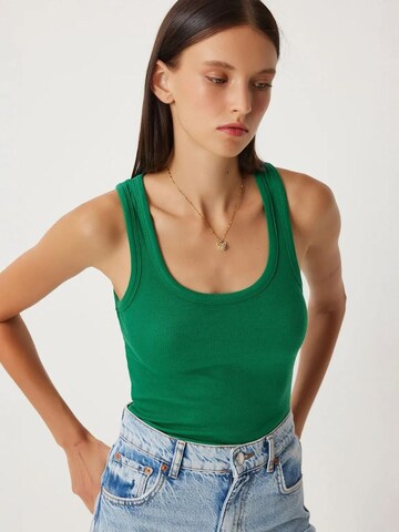 Happiness İstanbul Top in Green