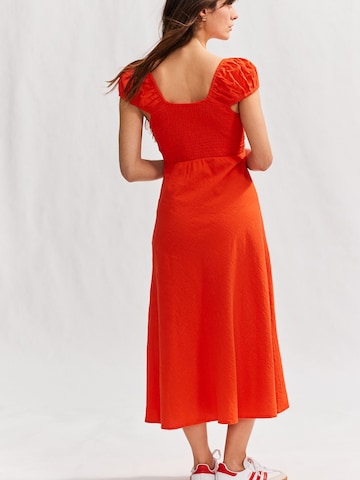 Next Zomerjurk in Rood