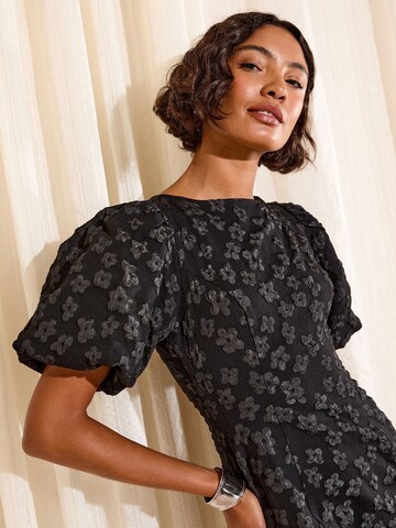 Friends Like These Kleid in Schwarz