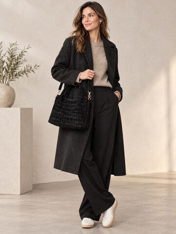 COLLEZIONE ALESSANDRO Handbag 'Lucca' in Black