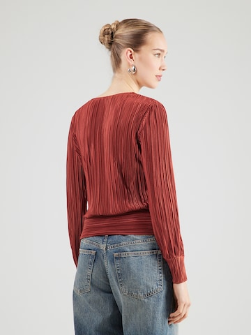 ABOUT YOU Tričko 'Madita' – červená