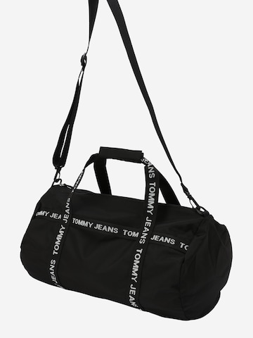Tommy Jeans Пътна чанта 'Essential' в черно: отпред