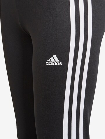 ADIDAS SPORTSWEAR - Skinny Calças de desporto 'Designed 2 Move 3-Stripes' em preto