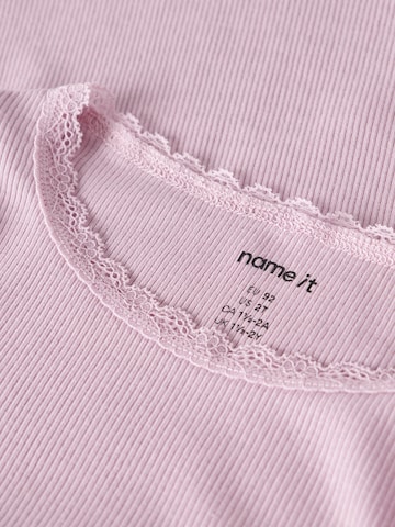 NAME IT Bluser & t-shirts 'NMFKAB' i lilla