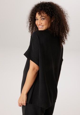 Aniston Blouse in Black