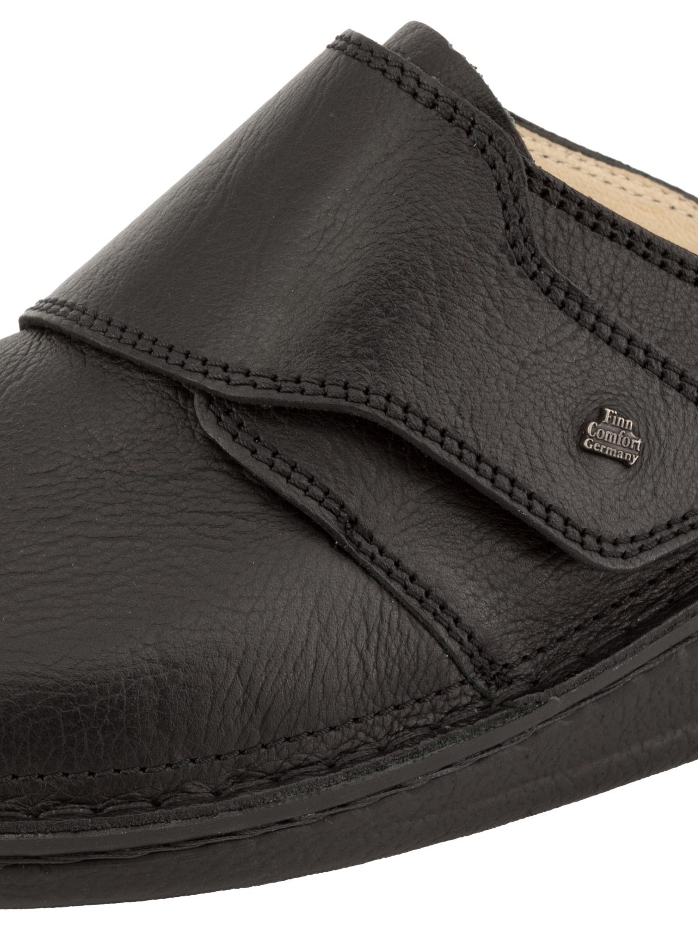 Finn Comfort Clogs 'Amalfi' in Black