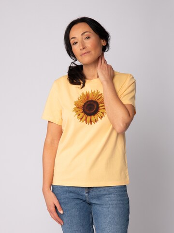 Watapparel Shirt in Yellow: front