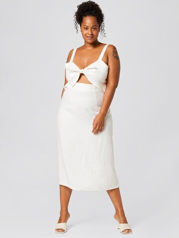 Robe 'Heidi' A LOT LESS en blanc