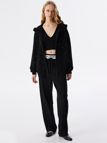 Twist Sweatshirt in Schwarz