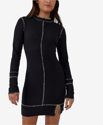 Rochie 'MIRANDA' de la Free People pe negru: față