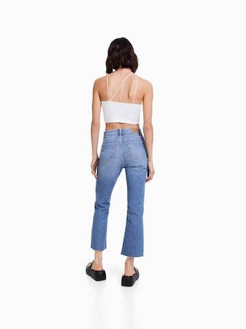 Bershka Flared Jeans in Blauw