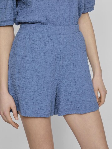 Regular Pantalon VILA en bleu
