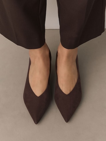 Next Pumps 'Forever Comfort' in Braun