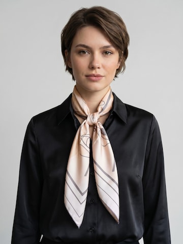 Vivisence Shawl 'S90-003' in Beige: front
