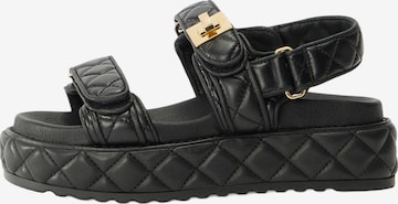 STEVE MADDEN Sandals 'Bigmona' in Black: front