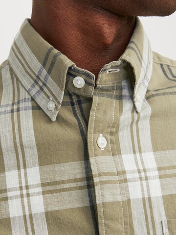 JACK & JONES - Comfort Fit Camisa 'Blubrook' em verde