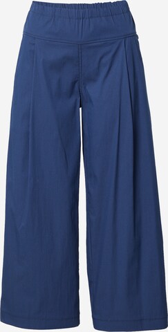 BRAX Wide leg Pleat-Front Pants 'Maine' in Blue: front