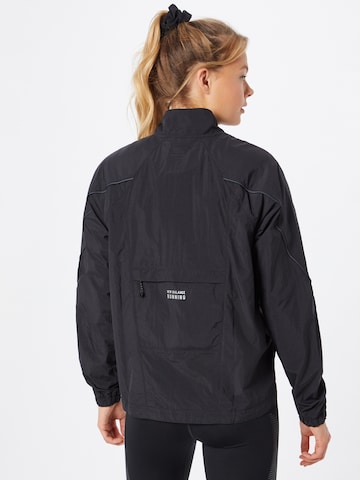 new balance Sportjacke in Schwarz